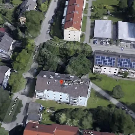 Eg Mitte Schone 70m² Grosse 2-zimmer Nahe Salzburg Mit Zugang Zum Garten 公寓 弗赖拉辛