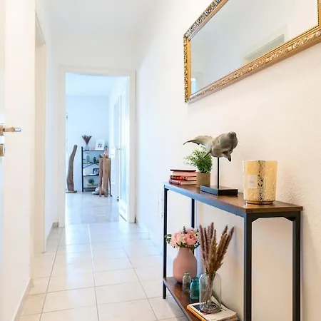 Appartement Eg Mitte Schone 70m² Grosse 2-zimmer Nahe Salzburg Mit Zugang Zum Garten *